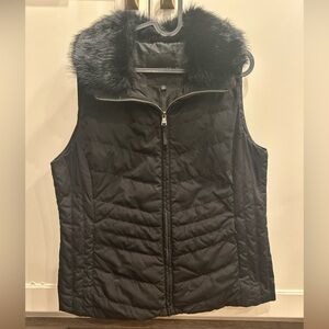 Boden Black Puffer Vest Detachable Fur Collar M